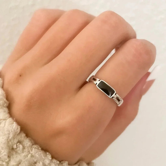 925 Sterling Silver Minimalist Black Bar Ring Thin Stackable Ring Dainty Ring - Picture 1 of 9